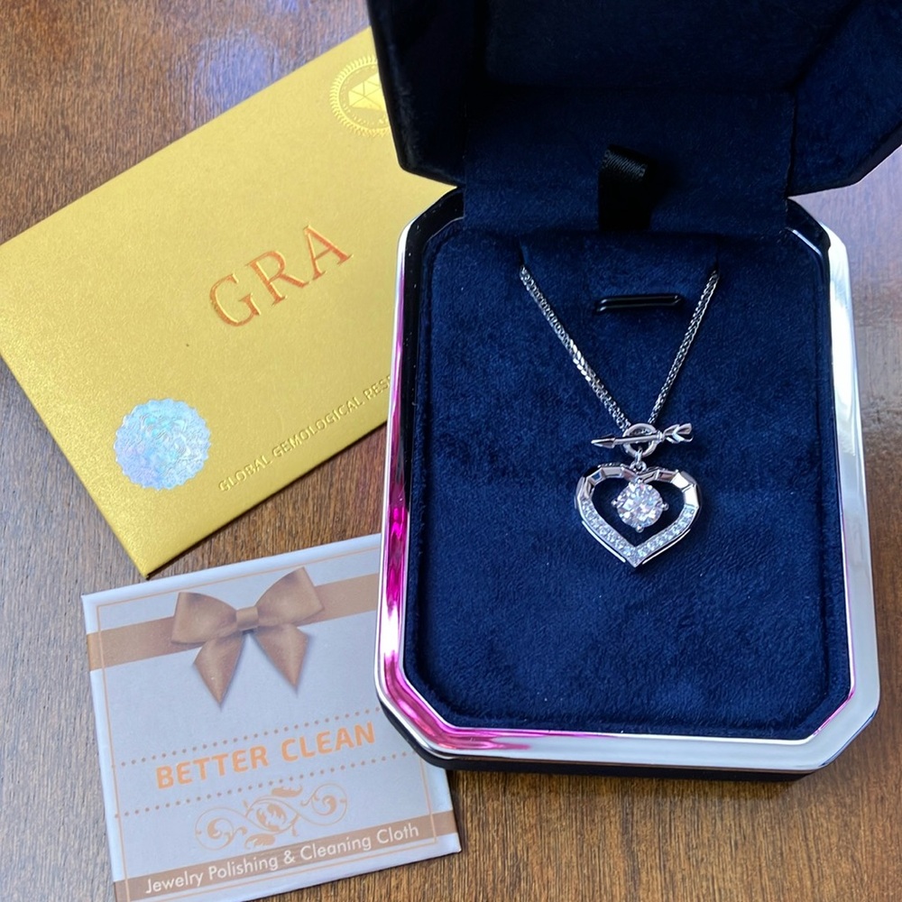 Women,Moissanite Diamond Cupid’s Arrow Heart Necklace 925 Sterling Silver.